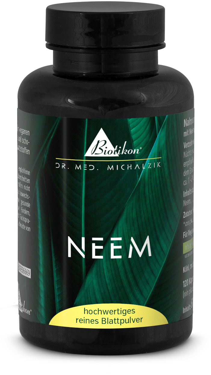 Poder de hojas de Neem 120 cápsulas – alta calidad Cápsulas de poder de hojas de Neem en botella negra, 120 unidades, hojas verdes de fondo.