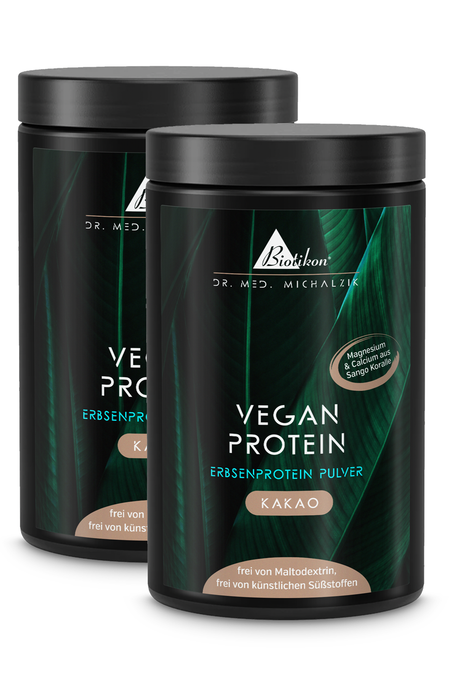 Dos envases blancos de proteína vegetal en polvo de cacao, 500 g, sobre fondo blanco.